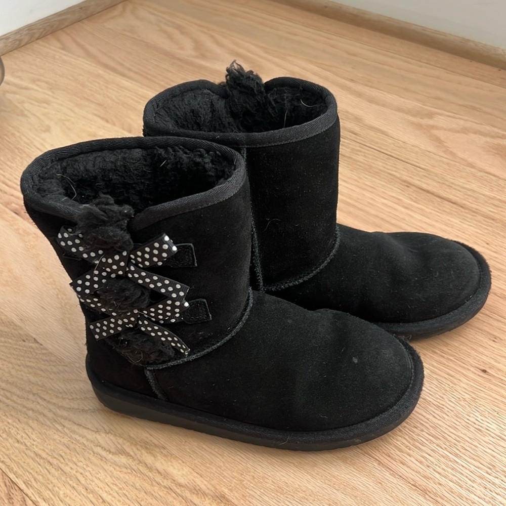 Girls Koolabura by Ugg Bow Boots - Black - Size 2